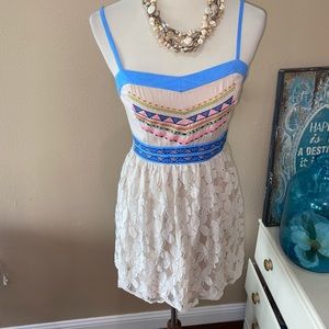 Nwot Flying Tomato Embroidered Sun Dress 🍅 size Small